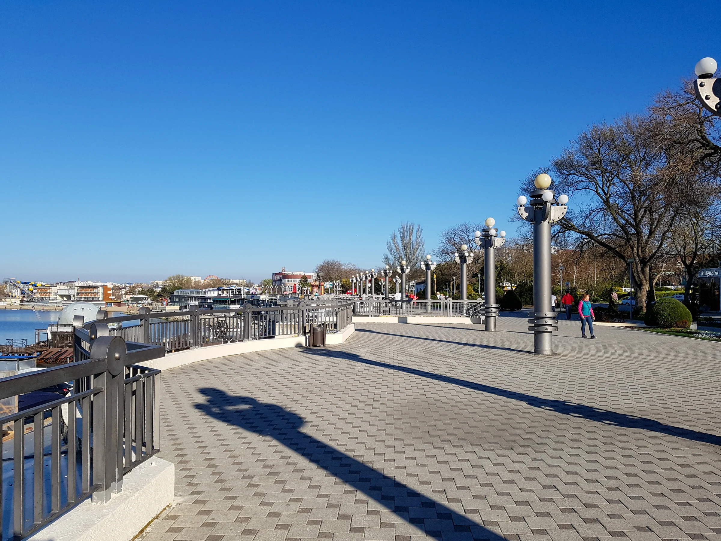 Верхний ярус набережной Анапы