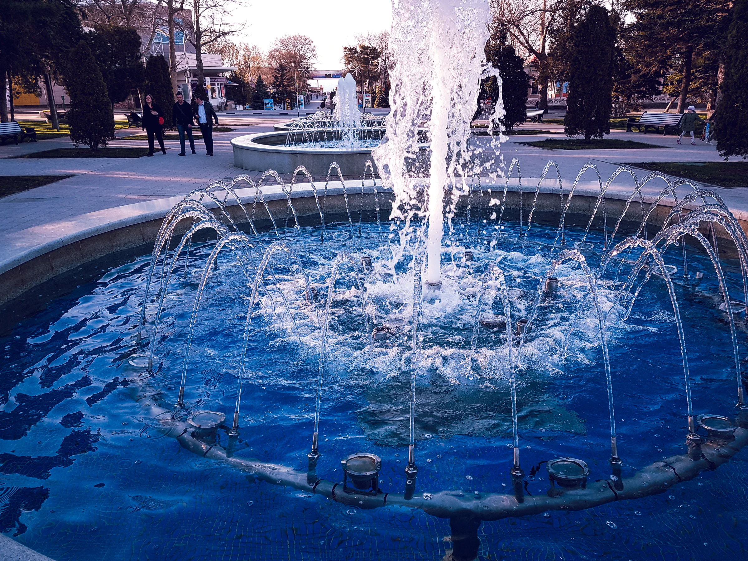 Поющие фонтаны