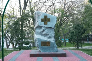 Памятный монумент казакам, павшим у стен крепости Анапа 1788-1828 г.г.