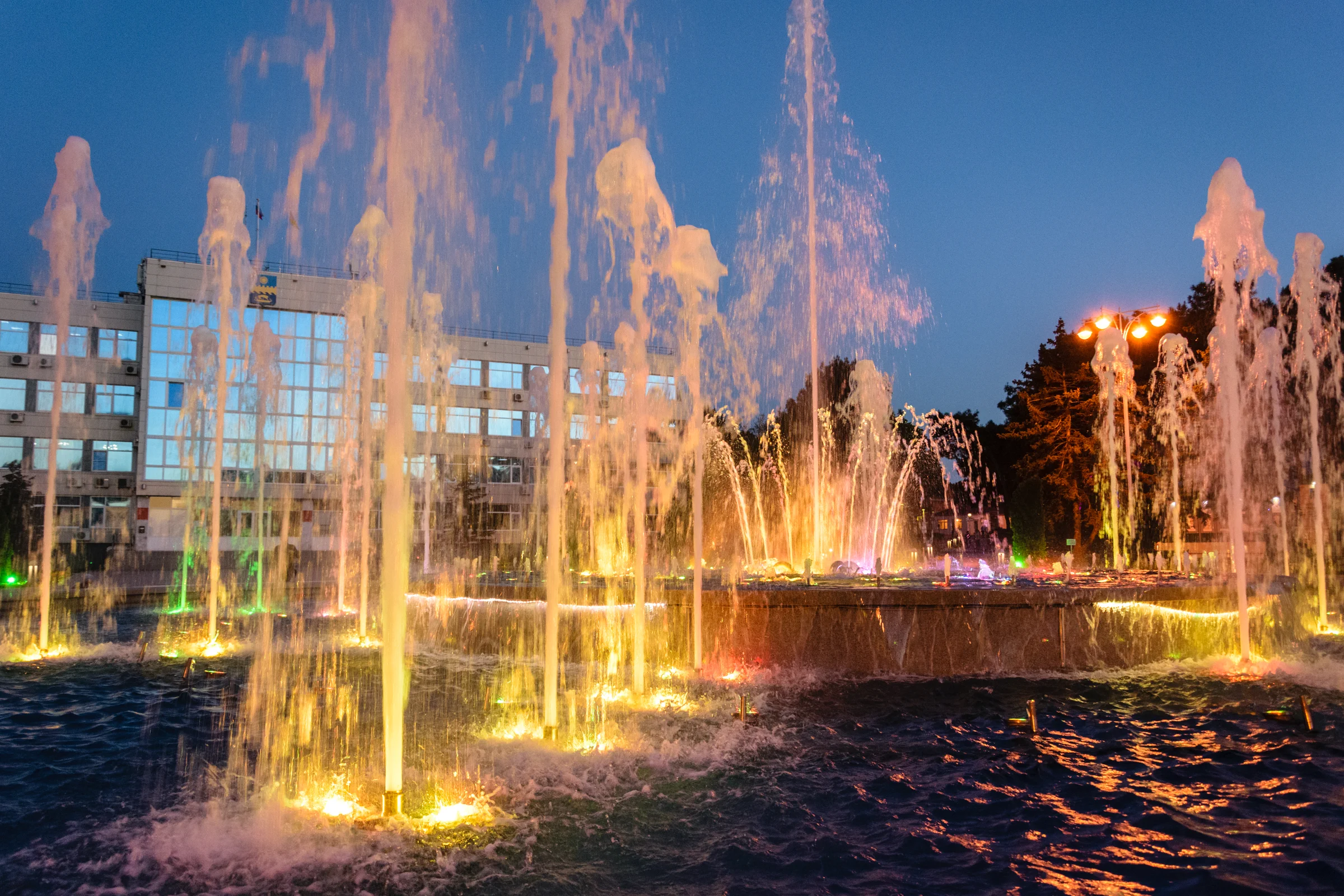 музыкальные "поющие" фонтаны в Анапе