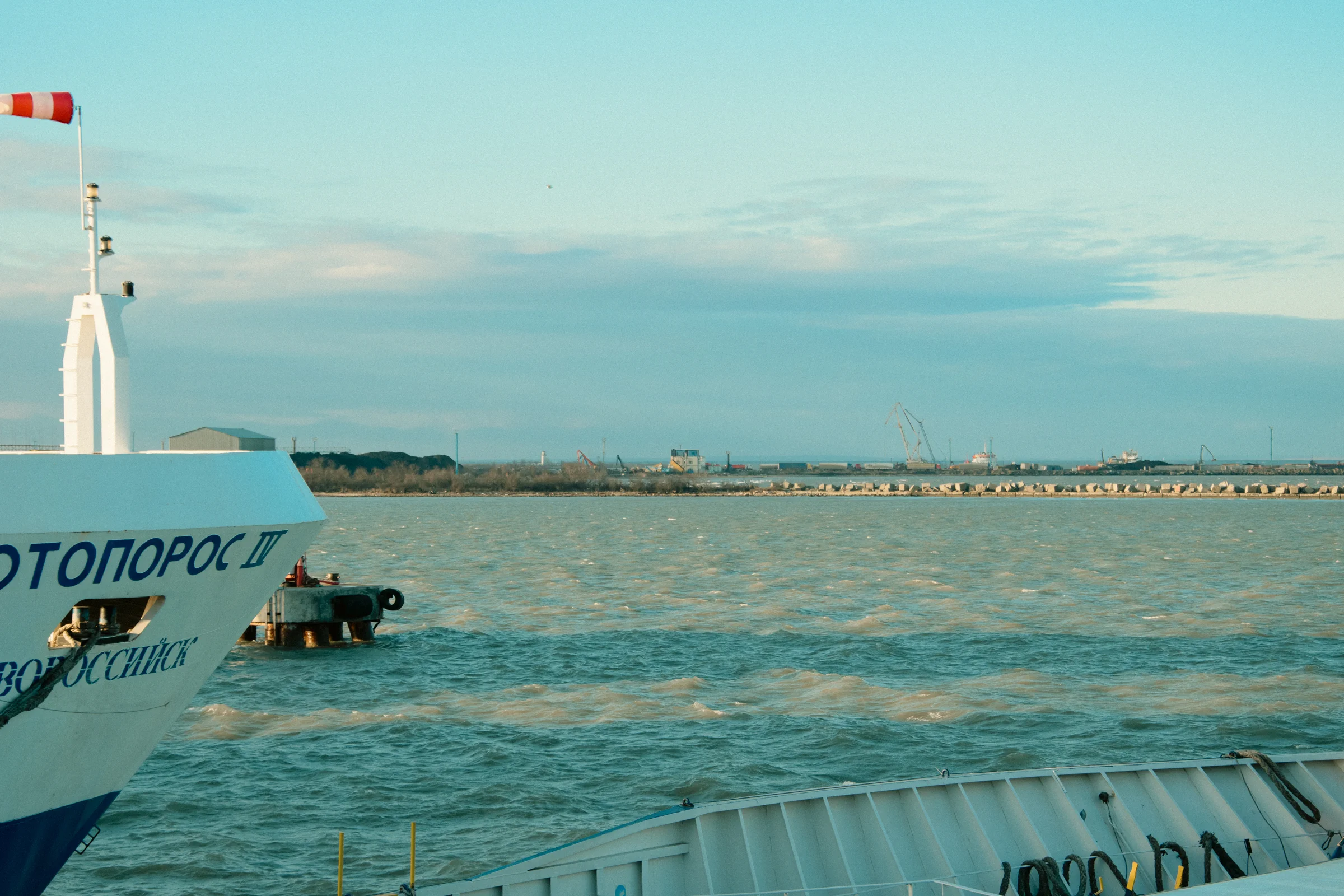 строящийся крымский мост