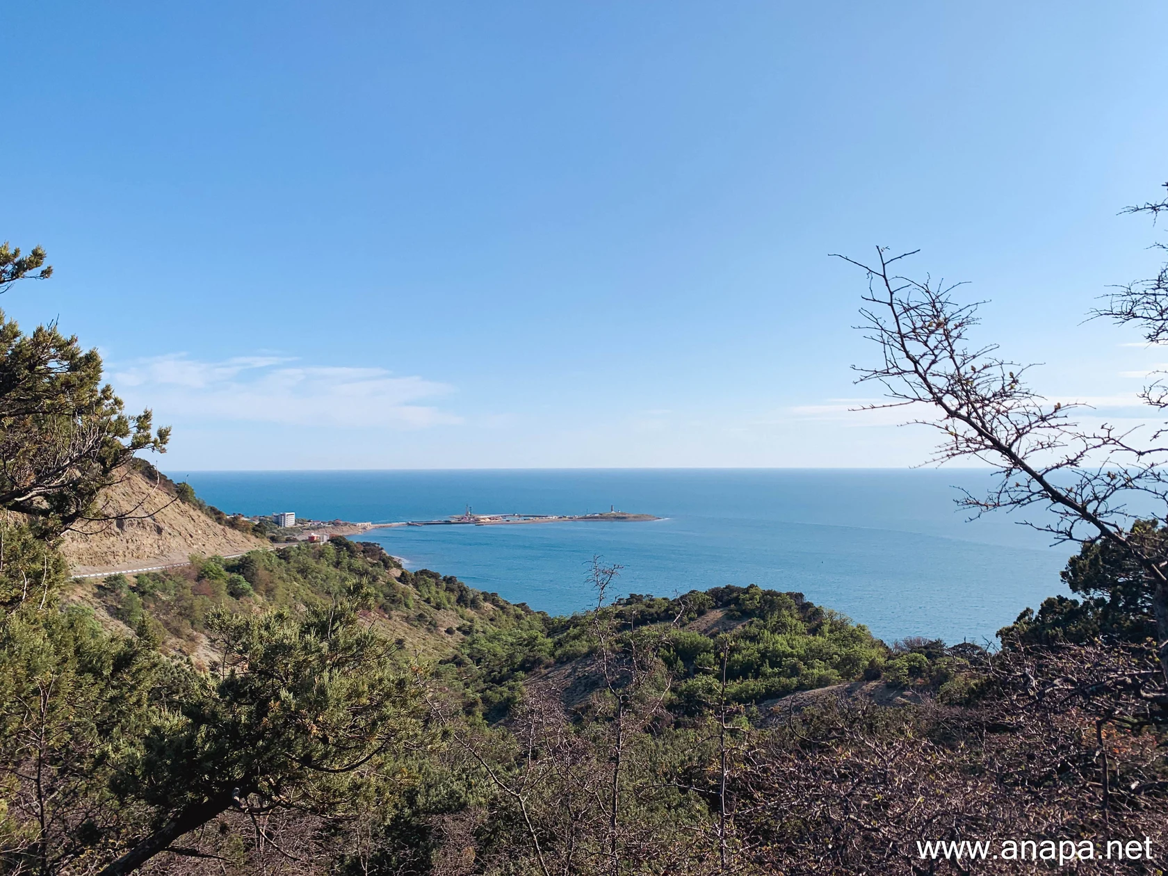 Анапа фото  - остров Большой Утриш
