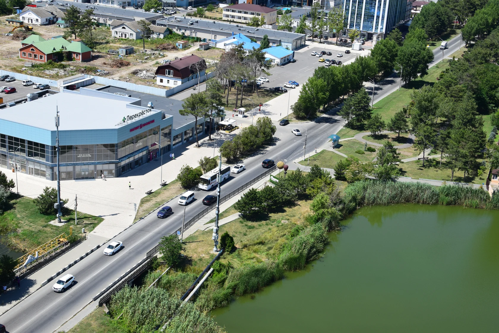 Анапа, берег речки Анапка