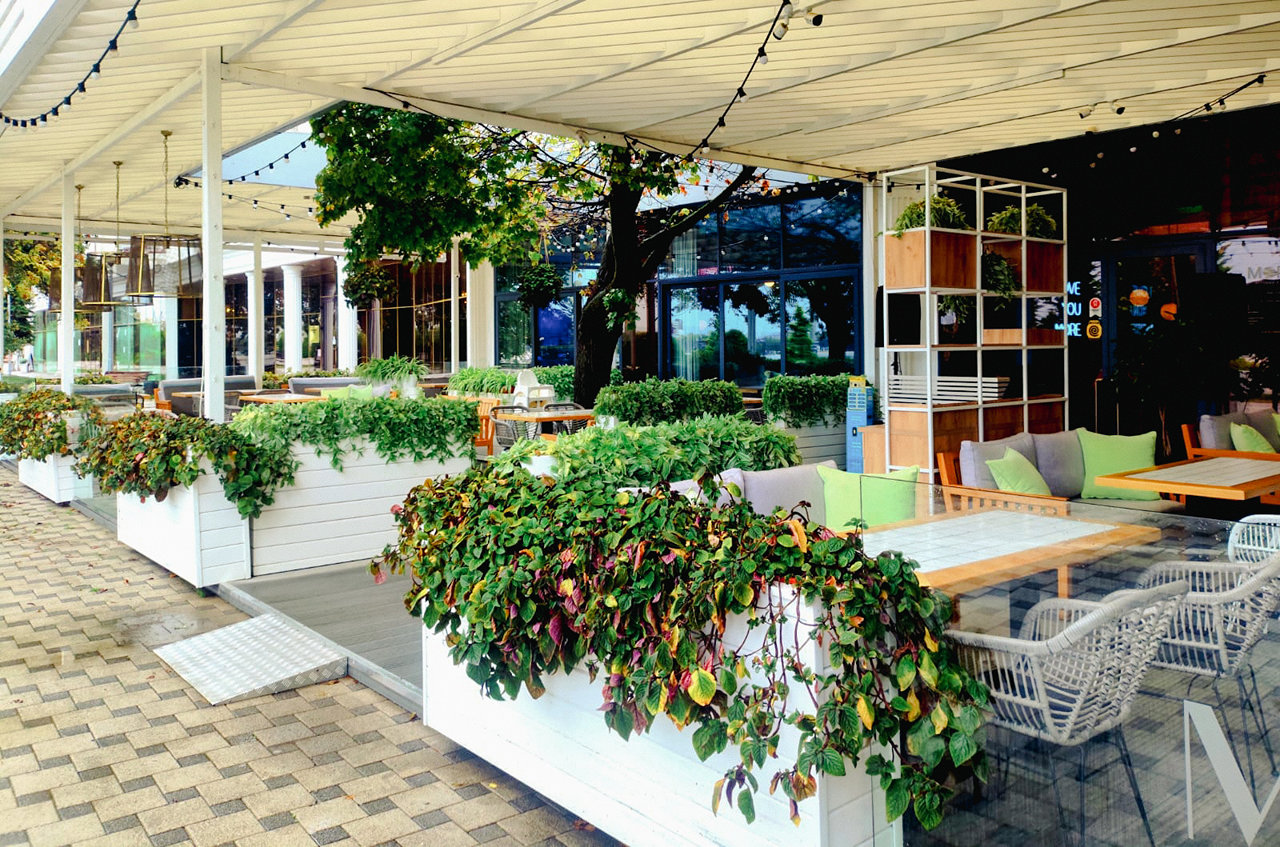 Анапа - октябрь 2025 - после дождя - набережная - фото 3