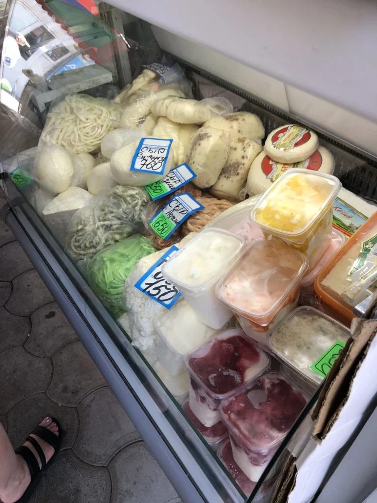 цены на сыры на рынке в анапе